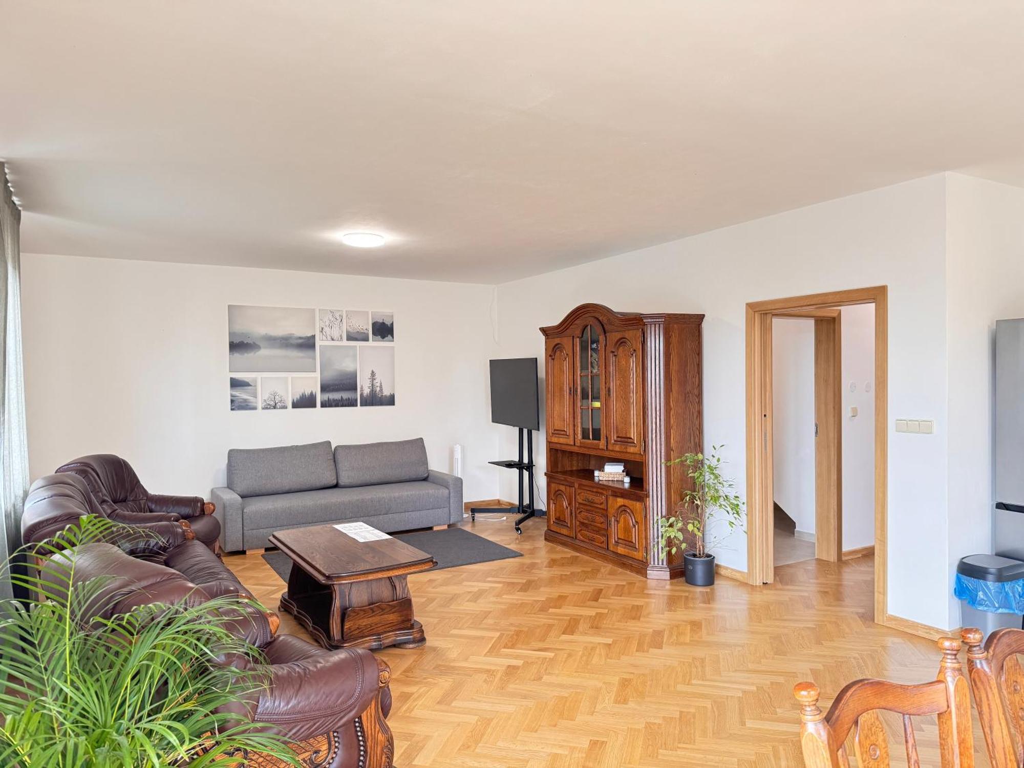 Familyvilla, New 4 Luxury Big Apartments, Parking Prag Exterior foto