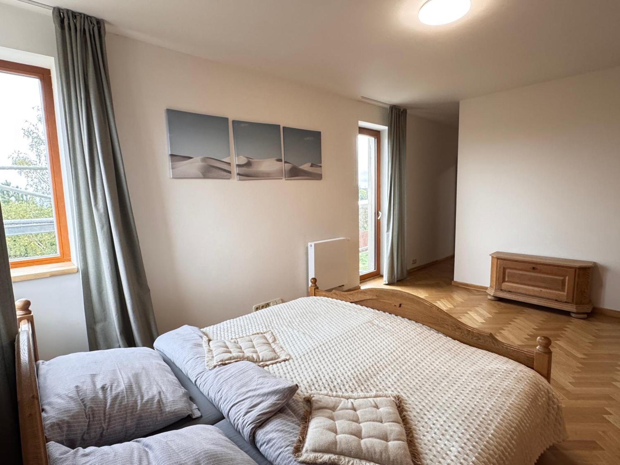 Familyvilla, New 4 Luxury Big Apartments, Parking Prag Exterior foto