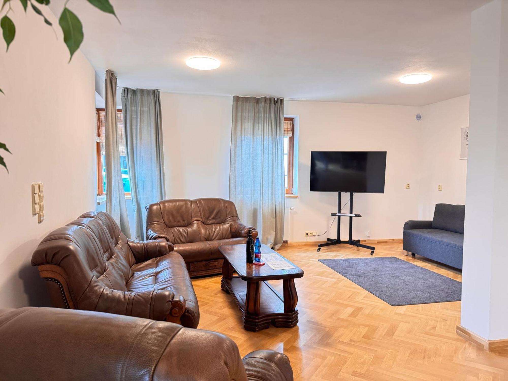 Familyvilla, New 4 Luxury Big Apartments, Parking Prag Exterior foto