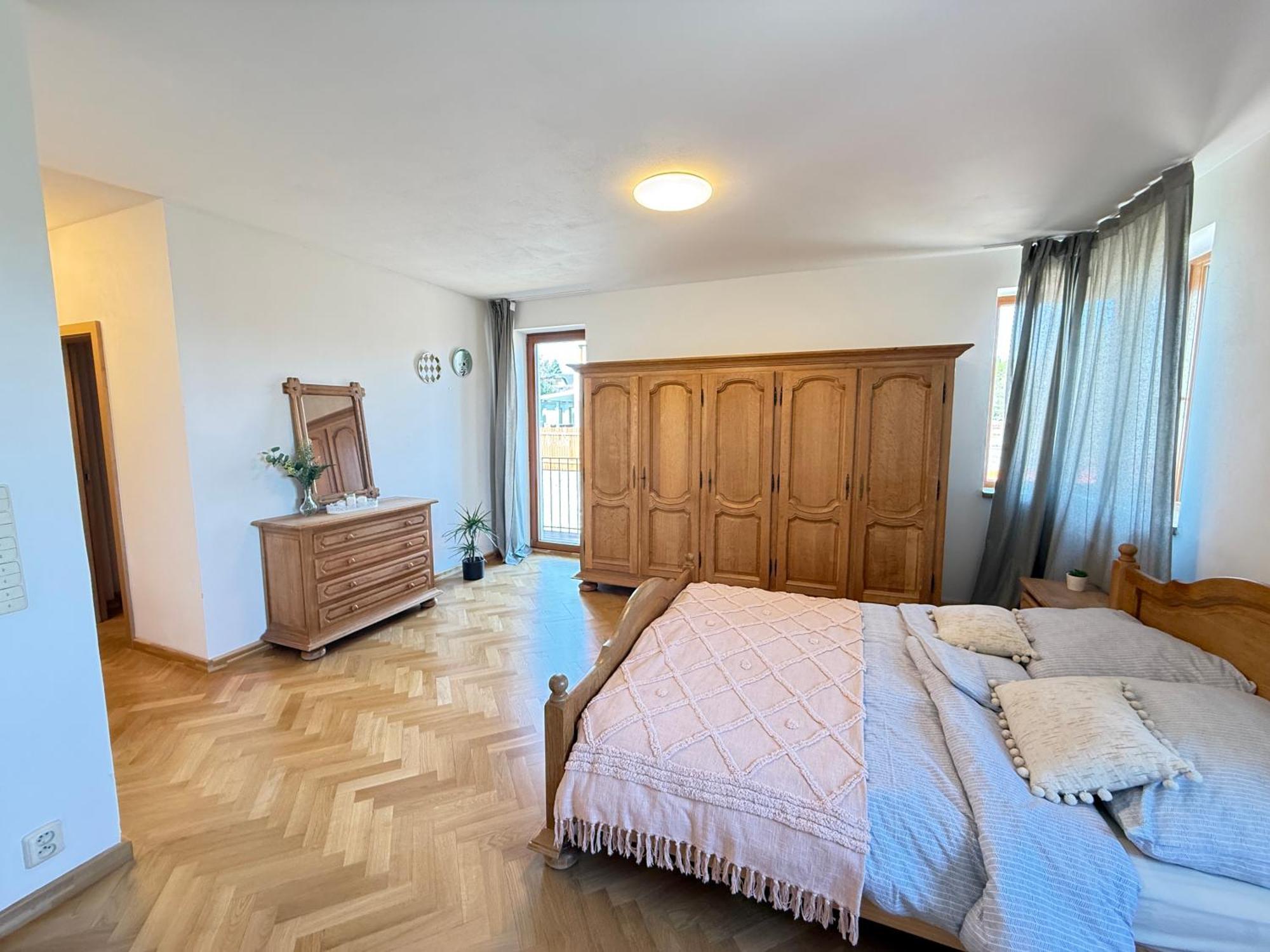 Familyvilla, New 4 Luxury Big Apartments, Parking Prag Exterior foto