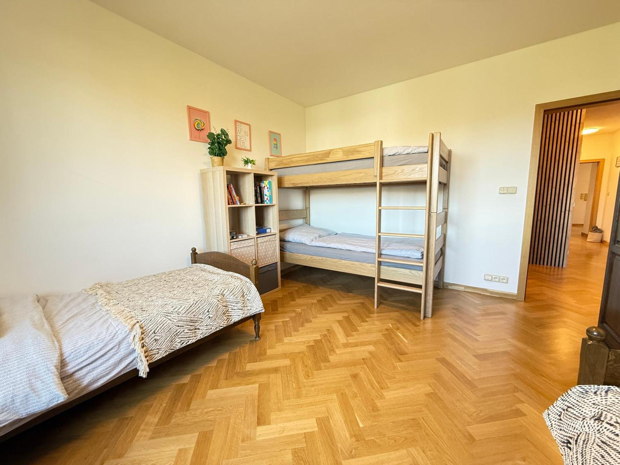 Familyvilla, New 4 Luxury Big Apartments, Parking Prag Exterior foto
